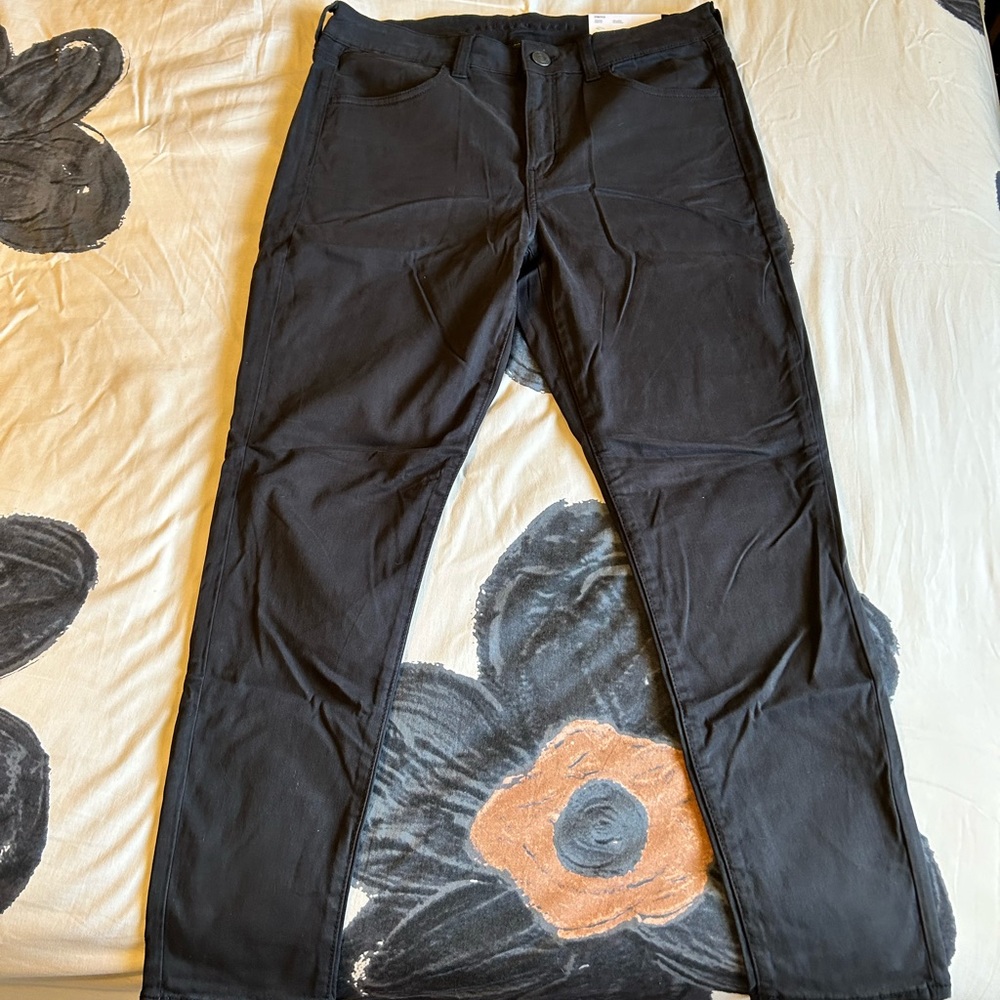 Women’s black AE jeggings NWT